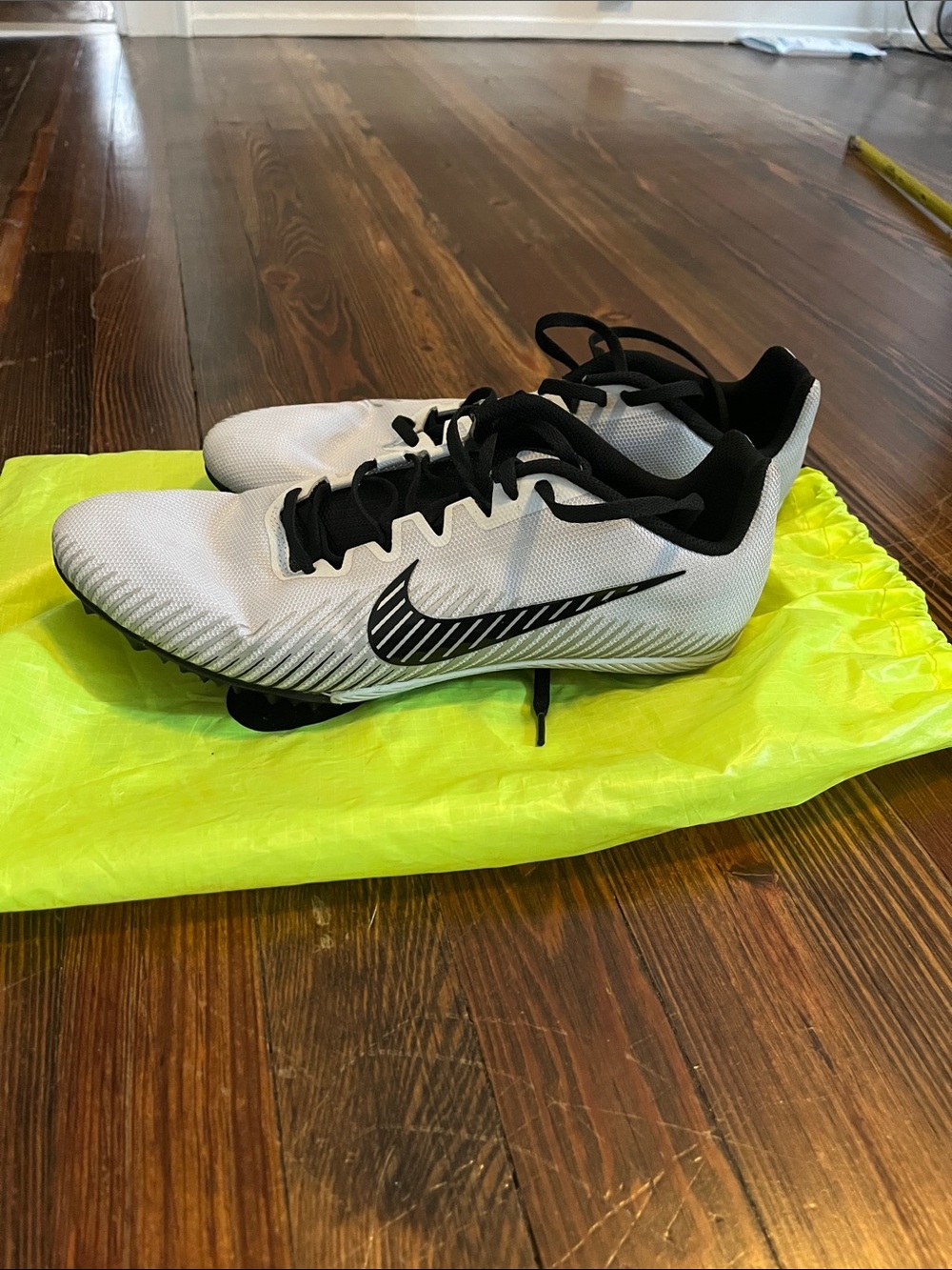 Nike Zoom Rival M Light Grey and Black Spikes